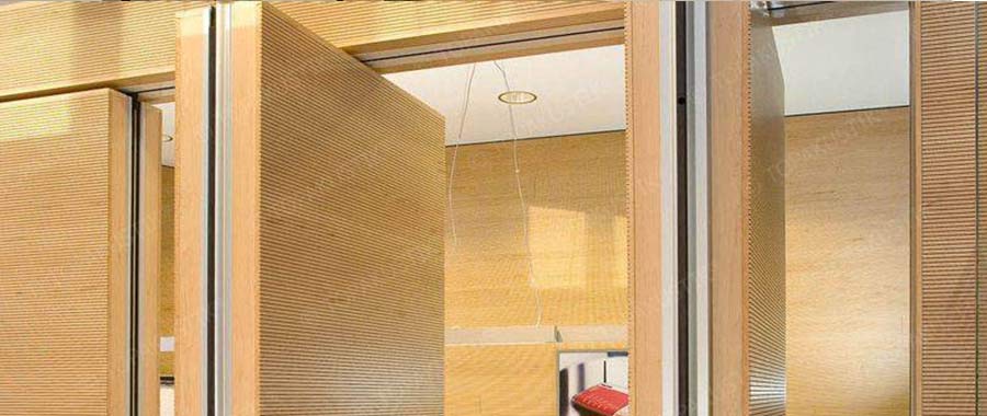 Acoustic wall solution divider